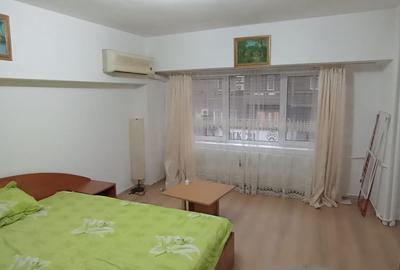 Unirii, bloc 1990, decomandata - 3