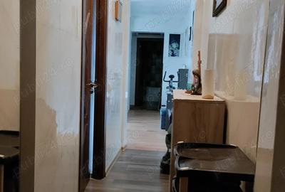 Vand apartament 2 camere decomandat - 6