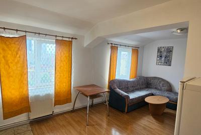 Vand apartament de 2 camere situat la mansarda pe un singur nivel,Scoala de Inot - 7
