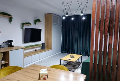 Apartament 2 camere de lux cu vedere la mare in Axxis Mamaia Nord, plaja privata
