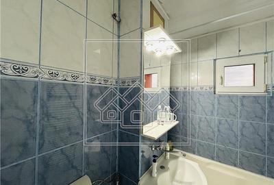 Apartament de vanzare in Sibiu - 3 camere si balcon - decomandat - 4