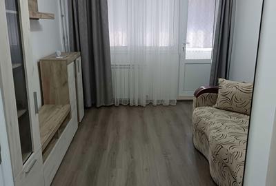 Garsonieră decomandată în Micro 14 - 3