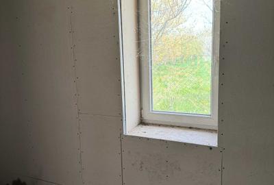 Casă cu 2 camere în Dragșina