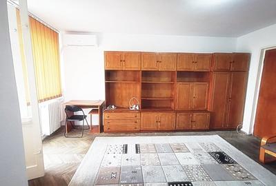 Veteranilor Inchiriere gars mobilata, zugravita, 3  min metrou Lujerului Veteranilor Inchiriere gars mobilata, zugravita, 3  min metrou Lujerului - 12