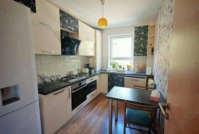 Apartament cu 3 camere decomandat în Rulmentul - 6