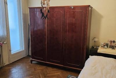 Apartament cu 3 camere semidecomandat în 1 Mai - 2
