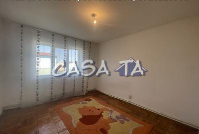 Apartament 3 Camere, Etaj 4, Strada Aleea Teilor - Zona 9 Mai - 8