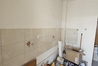 Poarta 6 . 2 camere semidecomandat - 3