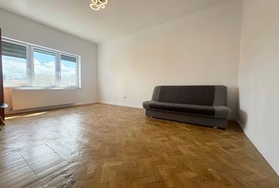 Apartament cu 2 camere decomandat în Central - 2