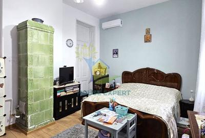 Apartament cu 3 camere semidecomandat, mobilat în Centrul Istoric - 8