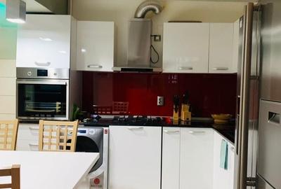 Apartament cu 3 camere decomandat în Central - 11