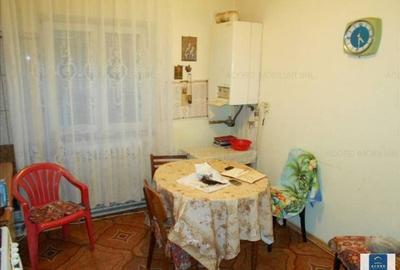 FALEZA NORD-APARTAMENT 5 CAMERE ETAJ 1 CU GAZE - 4