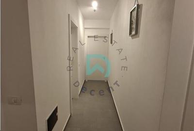 Apartament cu 2 camere decomandat în Tractorul - 11