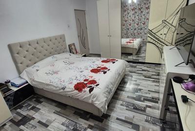 Apartament cu 2 camere decomandat în Central - 1