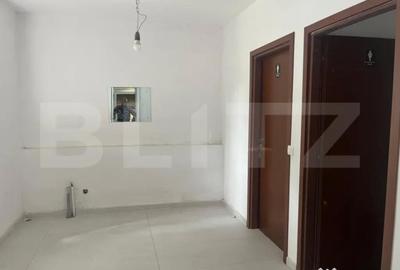 Spațiu comercial, de 900 mp, în Filiași - 2
