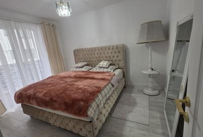 Apartament cu 4 camere decomandat în Central - 3