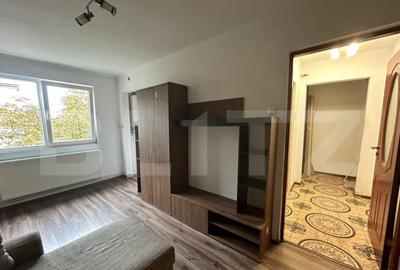 Apartament cu 2 camere in cartierul Micro 14, strada Jiului - 7