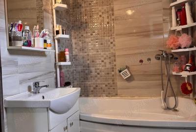 Casă cu 3 camere cu Teren 181 Mp în Crizbav - 1