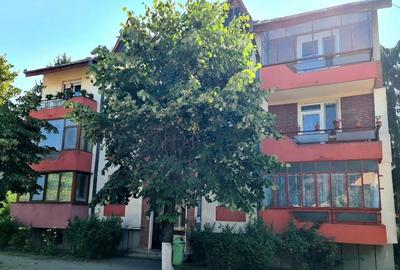 Apartament cu 3 camere decomandat, mobilat în Central - 16