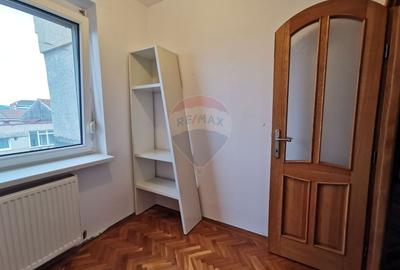 Apartament cu 4 camere de inchiriat in zona Decebal - 15