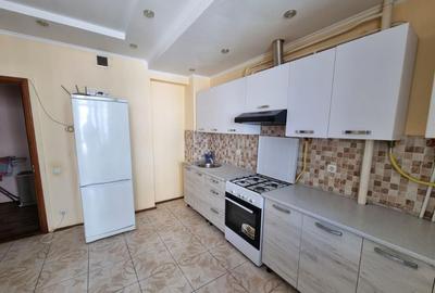 Apartament cu 3 camere in zona Bucurestii Noi - 3