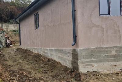 Casă cu 3 camere cu Teren 1128 Mp în Vlădești - 4