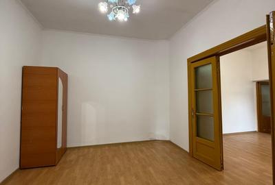 Calea Dudești /Bd Burebista Închiriez casa 4 cam singur în curte loc parcare - 3