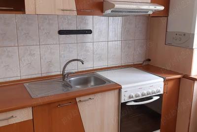 Inchiriez apartament cu o camera in ora?ul Hu?i central - 5