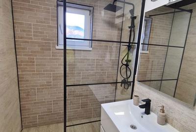 Apartament cu 3 camere decomandat în Lupeni - 4