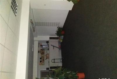 Casă cu 10 camere cu Teren 270 Mp în Ovidiu - 13