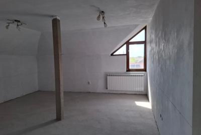 Casă individuală cu 12 camere cu Teren 533 Mp în Nădlac - 19