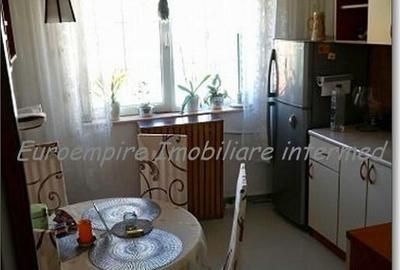 Apartament 3 camere decomandate Plaja Modern - 5