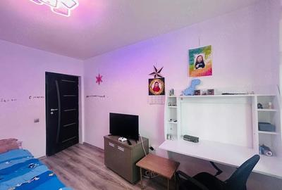 Casă cu Teren 250 Mp în Florești