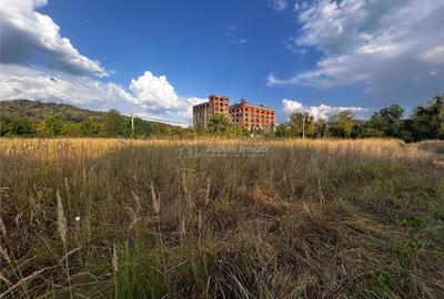 Teren de 9400 mp, în Bocșa - 1