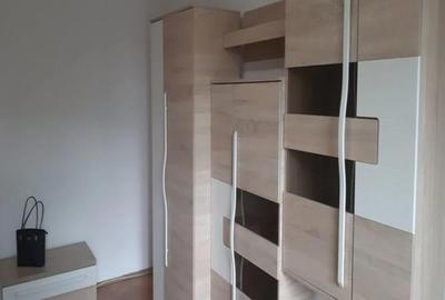 Garsonieră decomandată în Blașcovici