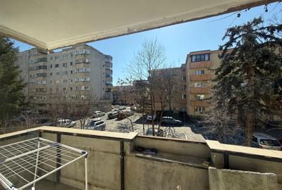 Apartament cu 3 camere decomandat în Mărăști