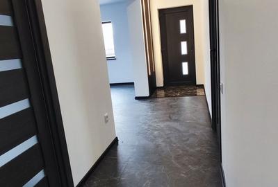 Casă cu 3 camere cu Teren 400 Mp în Albota - 5
