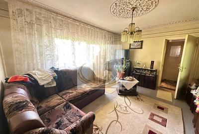 Apartament cu 3 camere decomandat, mobilat în Aradului