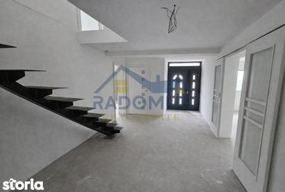 Casă cu 8 camere cu Teren 600 Mp în Central - 16