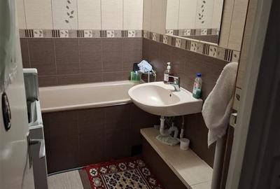 Apartament cu 3 camere decomandat în Nicolina - 5