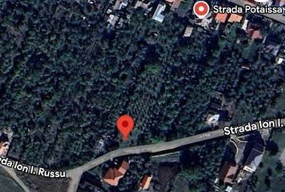 Teren de 1000 mp, în Central - 2