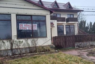 Spațiu comercial, de 550 mp, în Central - 7