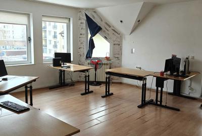 Casă cu 4 camere cu Teren 720 Mp în Tudor - 1