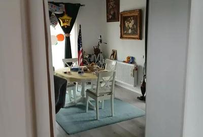 Casă cu 4 camere cu Teren 977 Mp în Brebu - 1