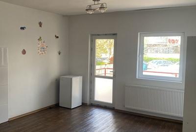 Casă cu 4 camere cu Teren 500 Mp în 1 Mai - 7