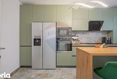 Casă cu 4 camere cu Teren 293 Mp în Central - 2