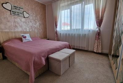Apartament cu 3 camere decomandat, mobilat în Fetești-Gară - 3