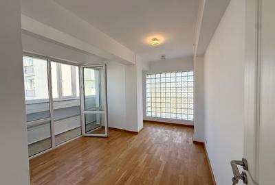 Apartament cu 2 camere decomandat în Sisești - 4