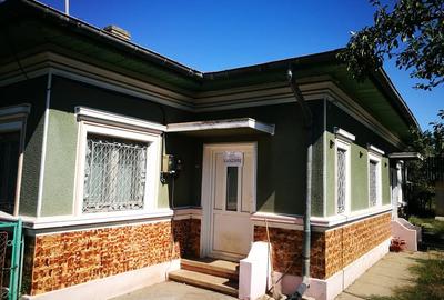 Casă cu 4 camere cu Teren 1200 Mp în Poenari - 6