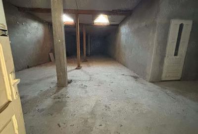 Casă cu 6 camere în Central - 8